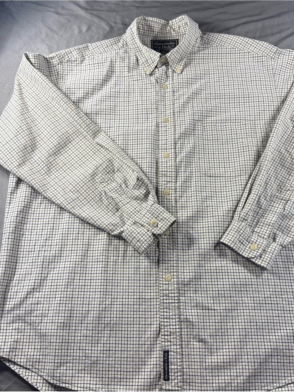 Abercrombie & Fitch Green and Blue Plaid Button-Up